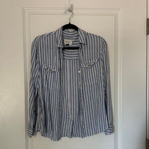 American Eagle Outfitters Blue and White Striped Shirt